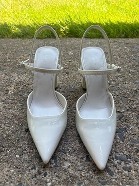 Marc Fisher Doster Pointy Slingback Hells Ivory Size 8